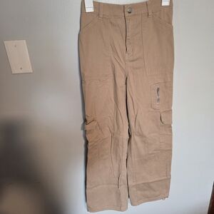 Utility Cargo Pants in Khaki
